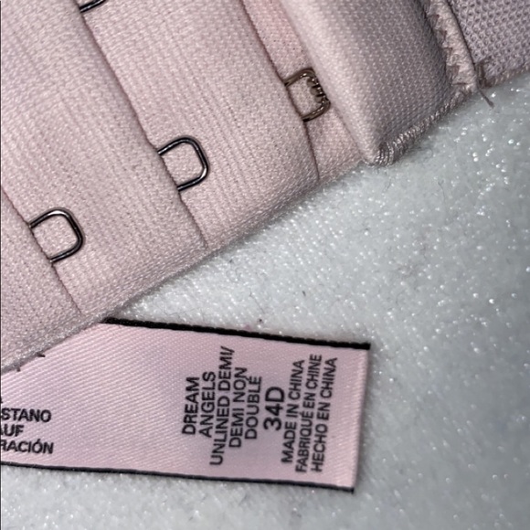 Victoria’s Secret bra - Picture 4 of 4